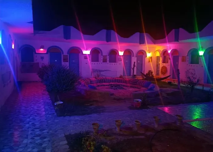 Otel Blue Bird Village 2*